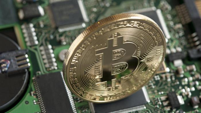 12. Выброшенные биткойны