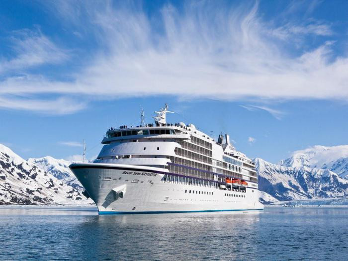 Средняя круизная линия: Regent Seven Seas Cruises