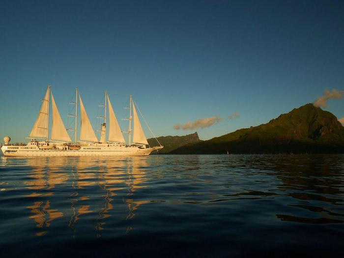 Малая круизная линия: Windstar Cruises