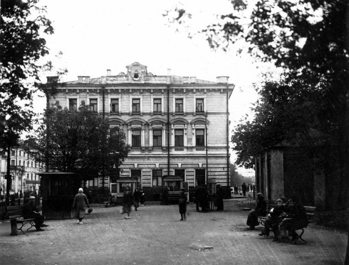 9. Рождественский бульвар