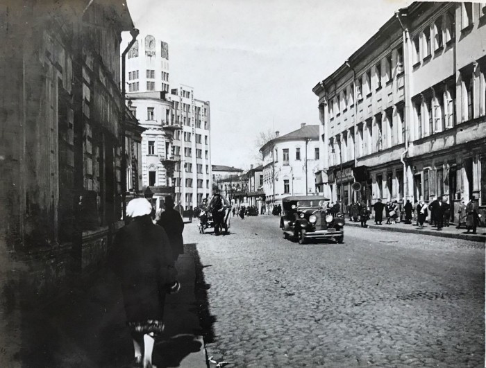 10. Нижний Кисловский переулок
