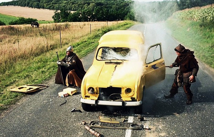 2. «Пришельцы». Режиссер Жану-Мари Пуаре, 1993 год