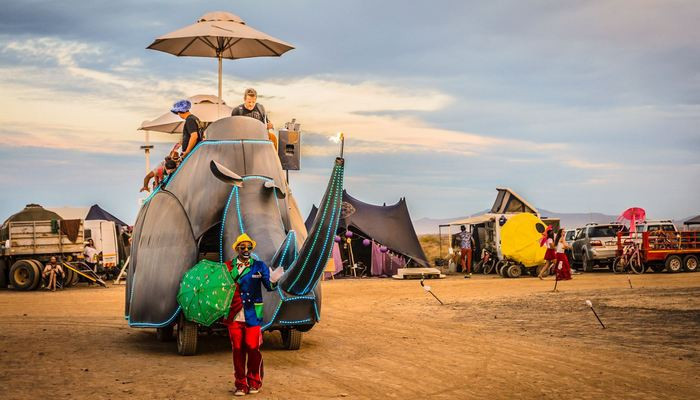 5. «AfrikaBurn». Танква Кару, ЮАР