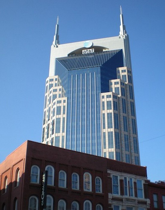 12. Здание AT&T. США