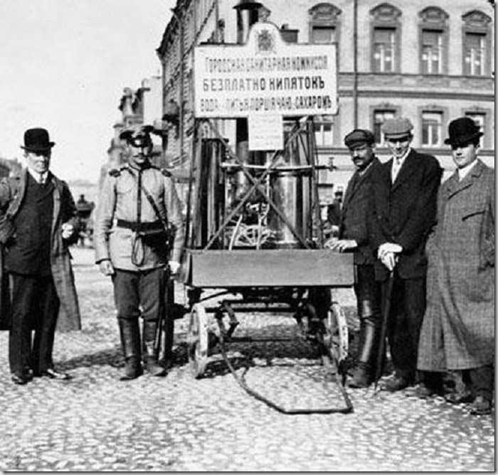 17. Благотворительная чайная повозка