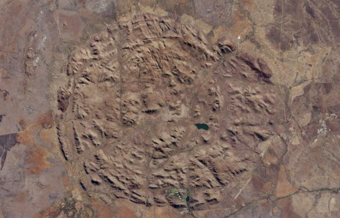 4. Кольца Пиланесберга. ЮАР
