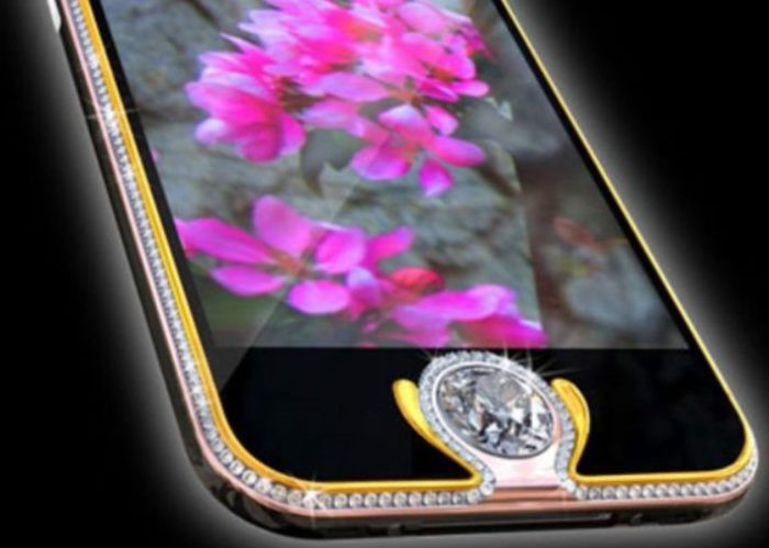 1. iPhone 3G King’s Button
