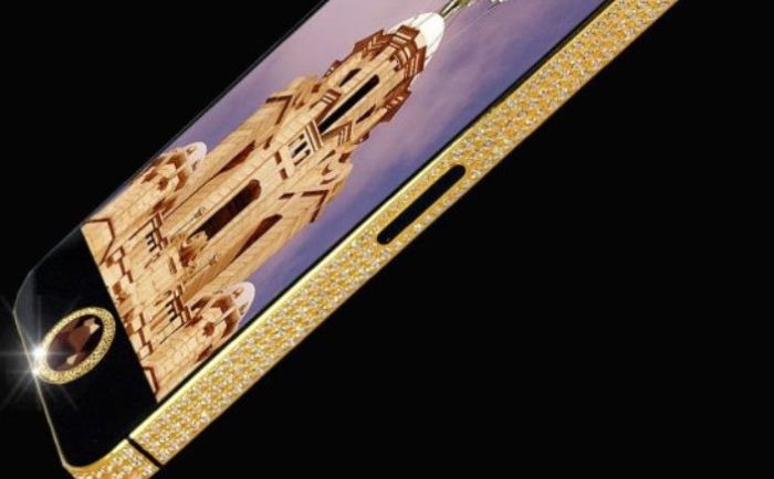 4. iPhone 5 Black Diamond