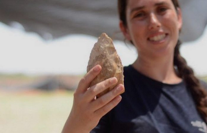 1. Фабрика инструментов Homo Erectus