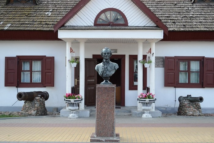 В доме Суворова жили солдаты-инвалиды