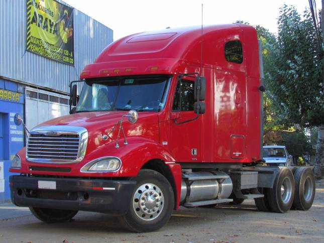 Freightliner (Портленд, штат Орегон, 1942-…).
