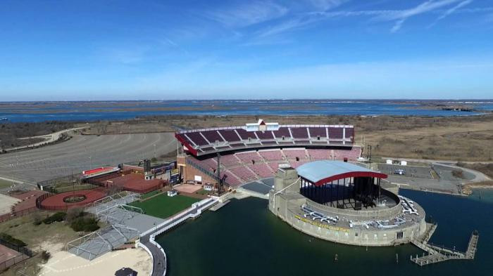 Jones Beach Theater