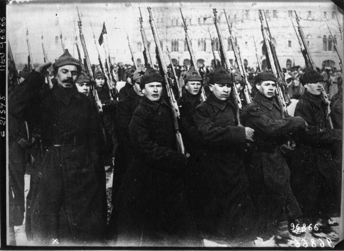 Марш, марш вперед…