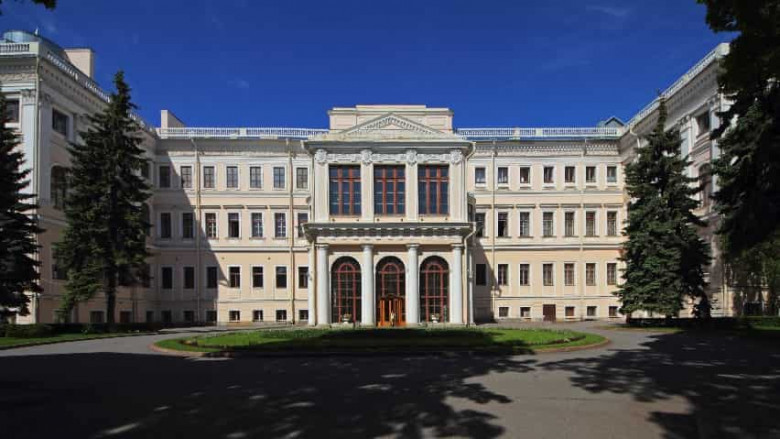 Аничков дворец