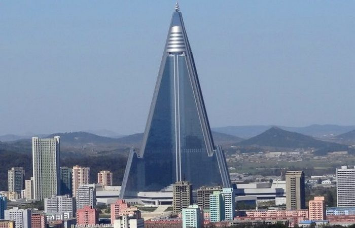 8. Гостиница Рюгён. Северная Корея