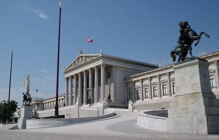 2. Австрия
