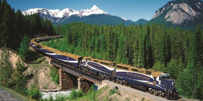 13. На борту поезда Rocky Mountaineer