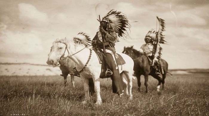 Прически воинов. 1.Головные уборы Warbonnet