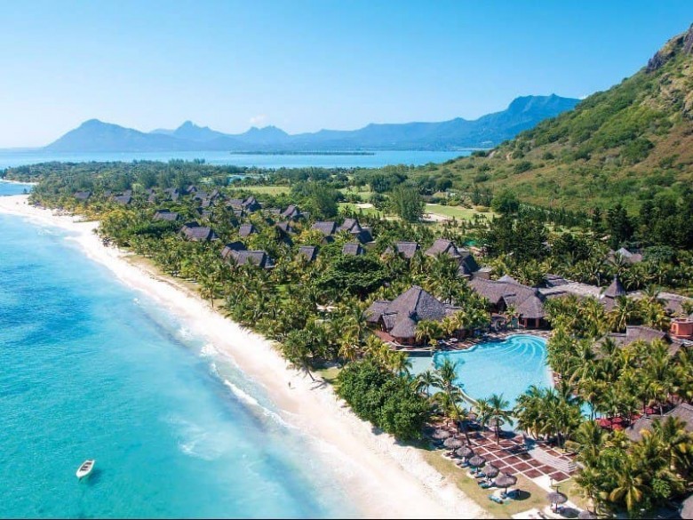 Dinarobin Beachcomber