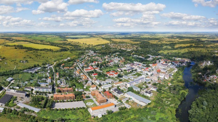 4. «Челябинск-65»