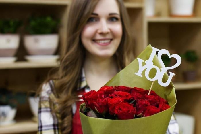 1. Праздничное приветствие