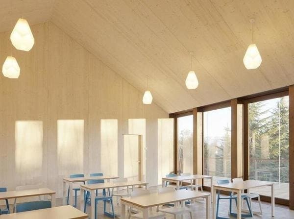 Школа Bois-Genoud Steiner School