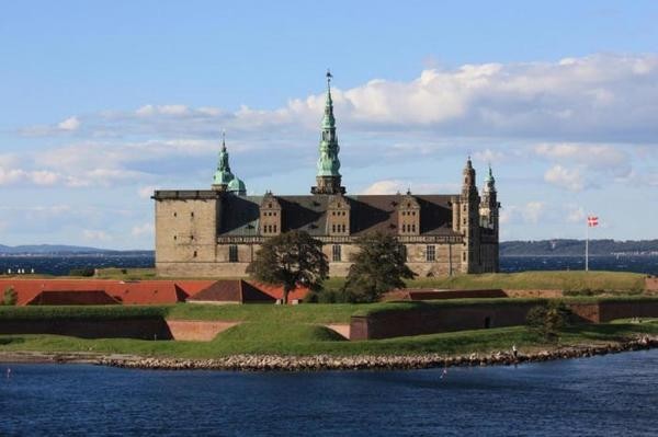 Замок Кронборг (Хельсингер, Дания)