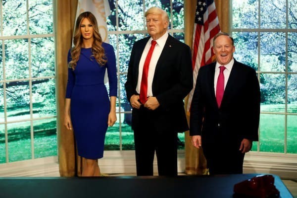 22. Дональд и Меланья Трамп (Donald & Melania Trump)