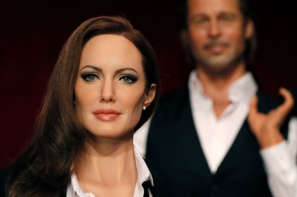 23. Анджелина Джоли (Angelina Jolie)