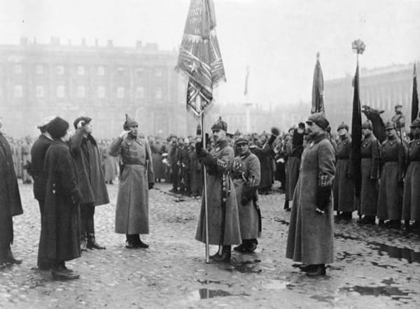 1923. Принятие просвещенцами шефства над войсками Петроградского округа.