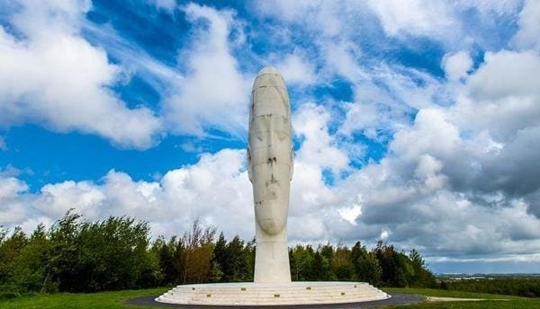Мечтающая Девочка в Англии
