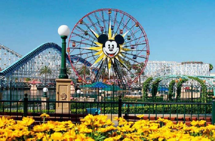 Колесо обозрение «Микки Маус» в Disneyland, Калифорния