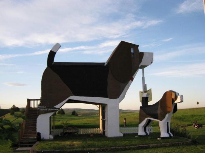 The Dog Bark Park Inn, Коттонвуд, Айдахо, США