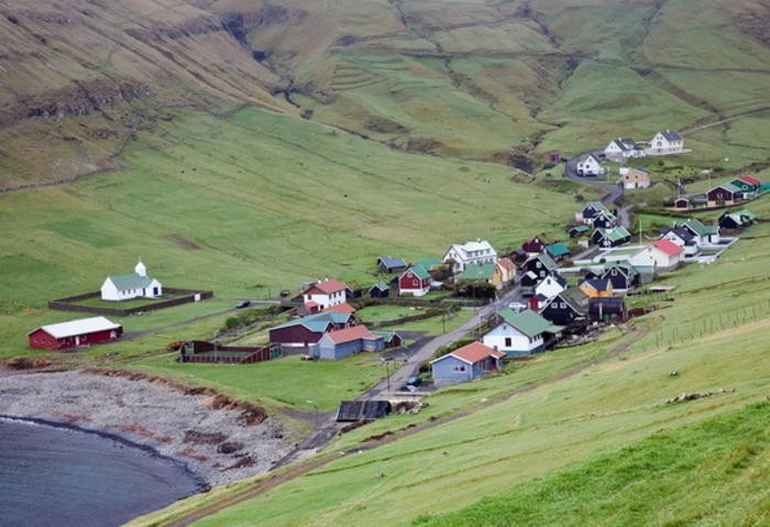 Далур
