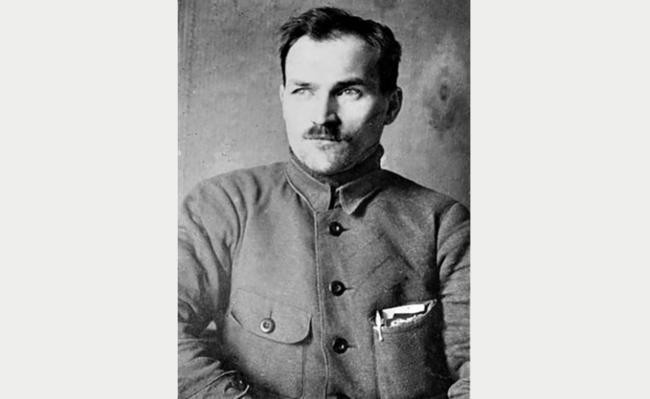 Казалось бы, причем здесь Троцкий
