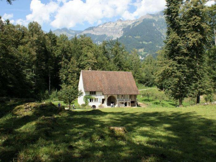 8. Базель, Швейцария