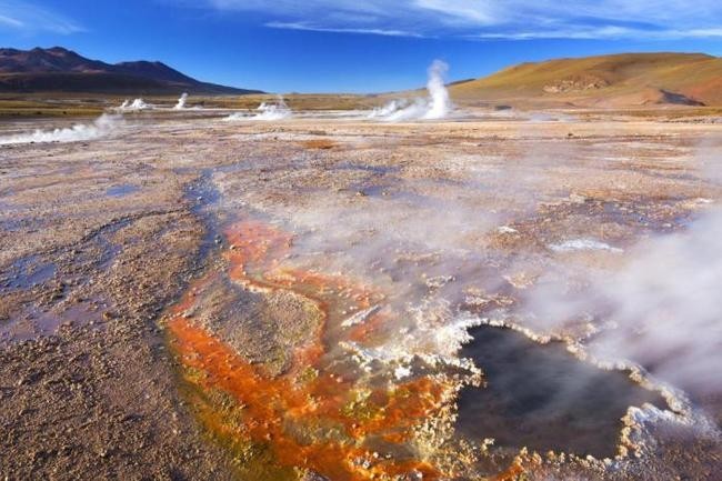 Проснитесь с гейзерами в Атакаме