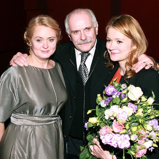 Никита, Анна и Надежда Михалковы
