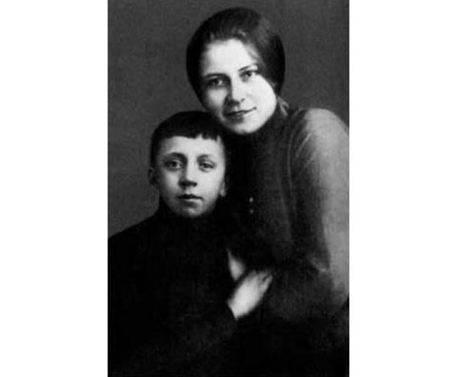 Юрий Есенин