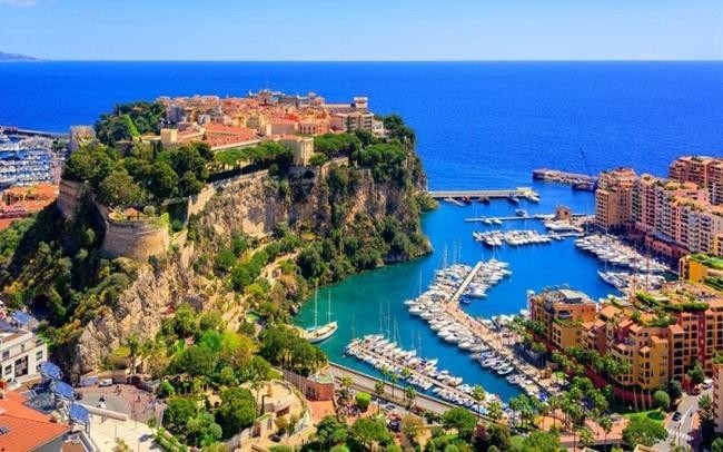 8. Eze (Эз)