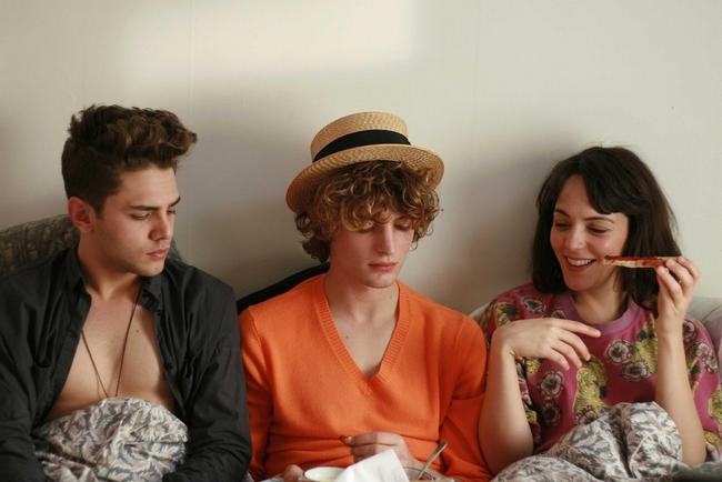 Воображаемая любовь / Les amours imaginaires (2010)
