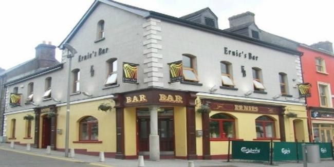 Ernie's Bar, Нью-Йорк