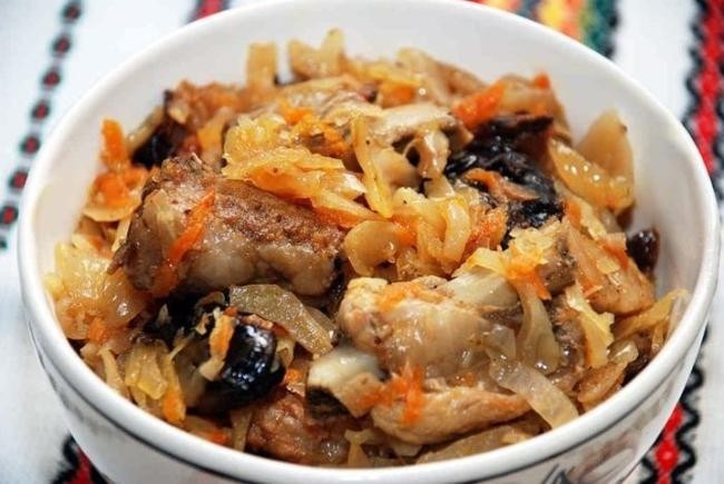 Иоанна Хмелевская «Всё красное»