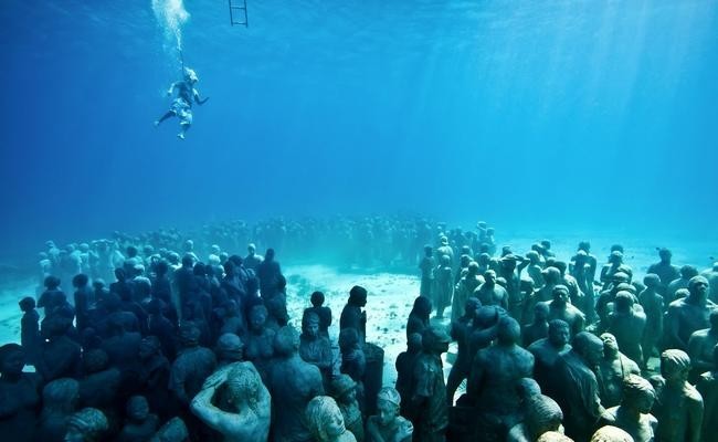 8. Музей подводных скульптур в Канкуне, Мексика