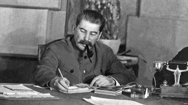 Иосиф Сталин