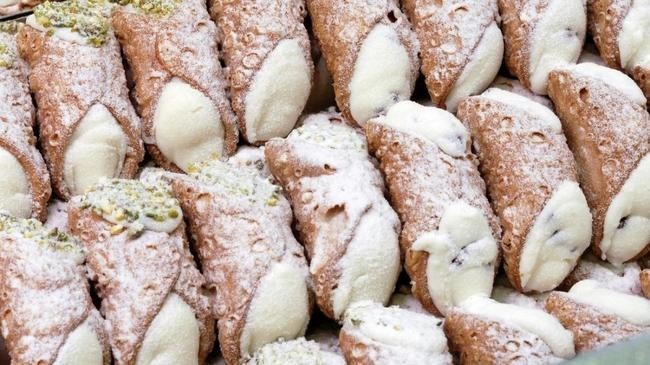 Канолли, Сицилия