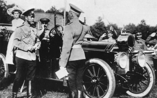 Как автомобиль попал к Николаю II