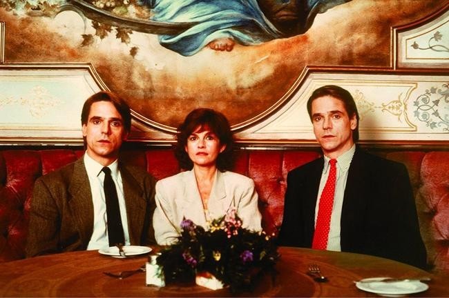 "Связанные насмерть" (1988)