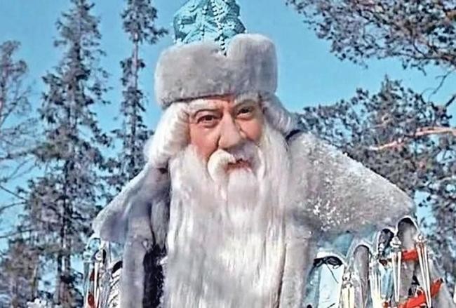 Сам в гости не ходил