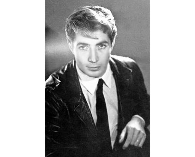 Юрий Каморный